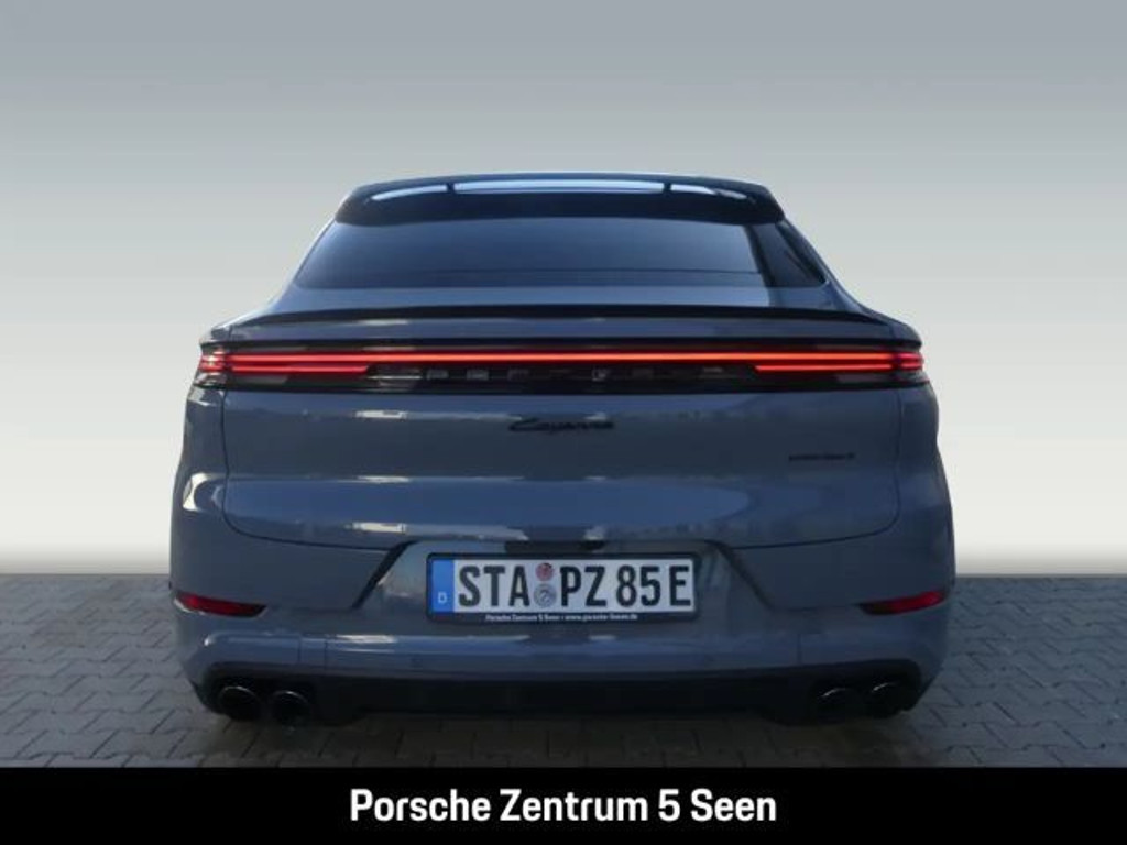 Porsche Cayenne E-Hybrid Coupé Black Edition