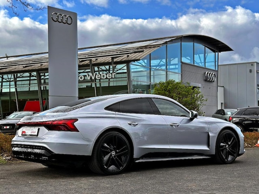 Audi e-tron GT