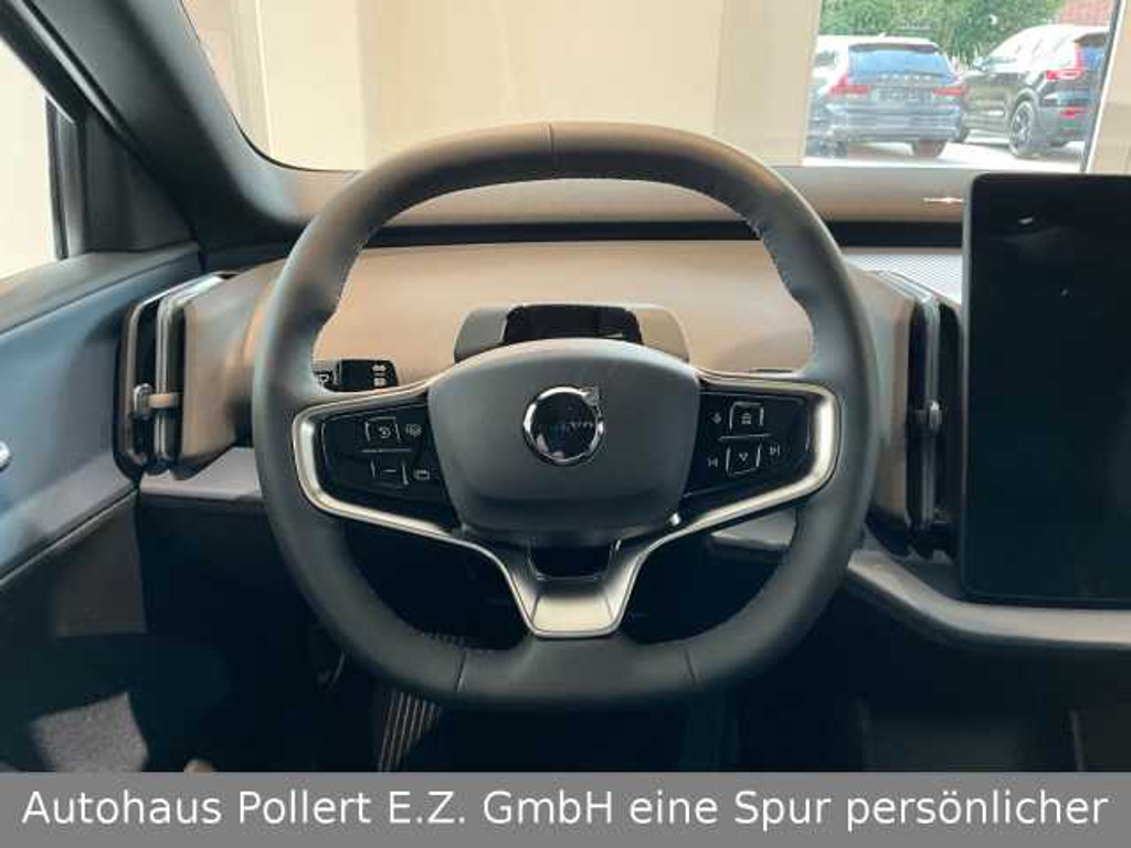 Volvo EX30