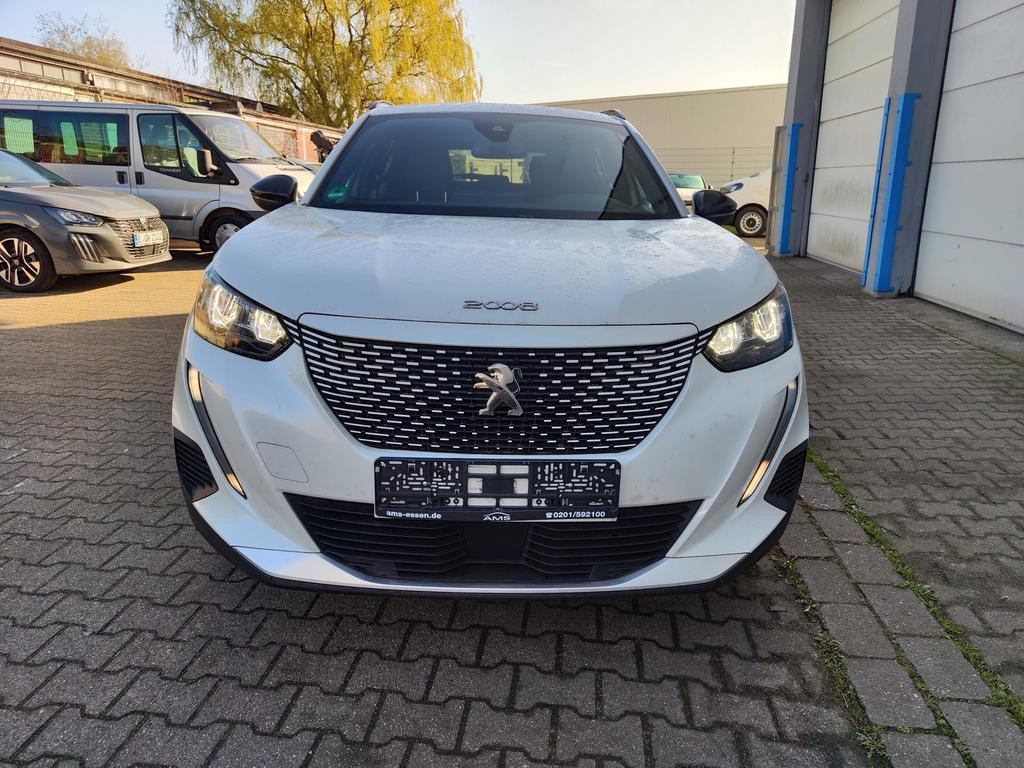 Peugeot e-2008