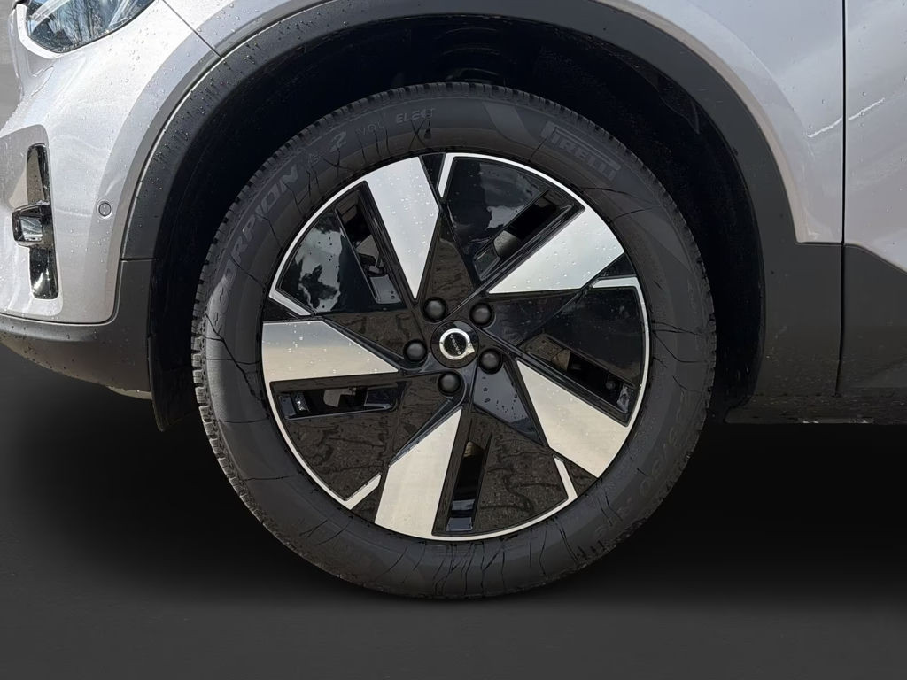 Volvo EX40