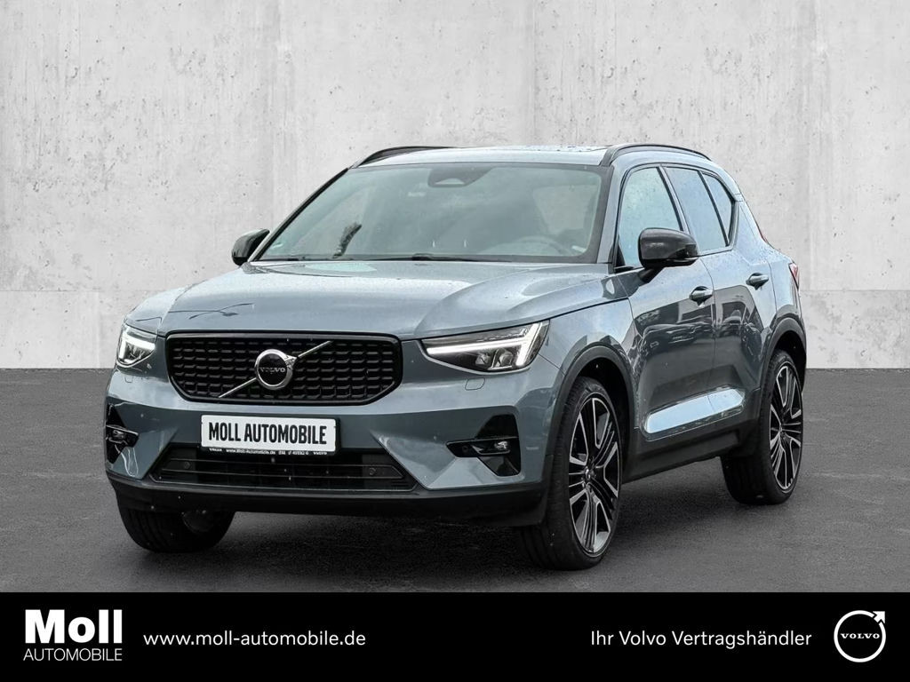 Volvo XC40 Ultimate Dark