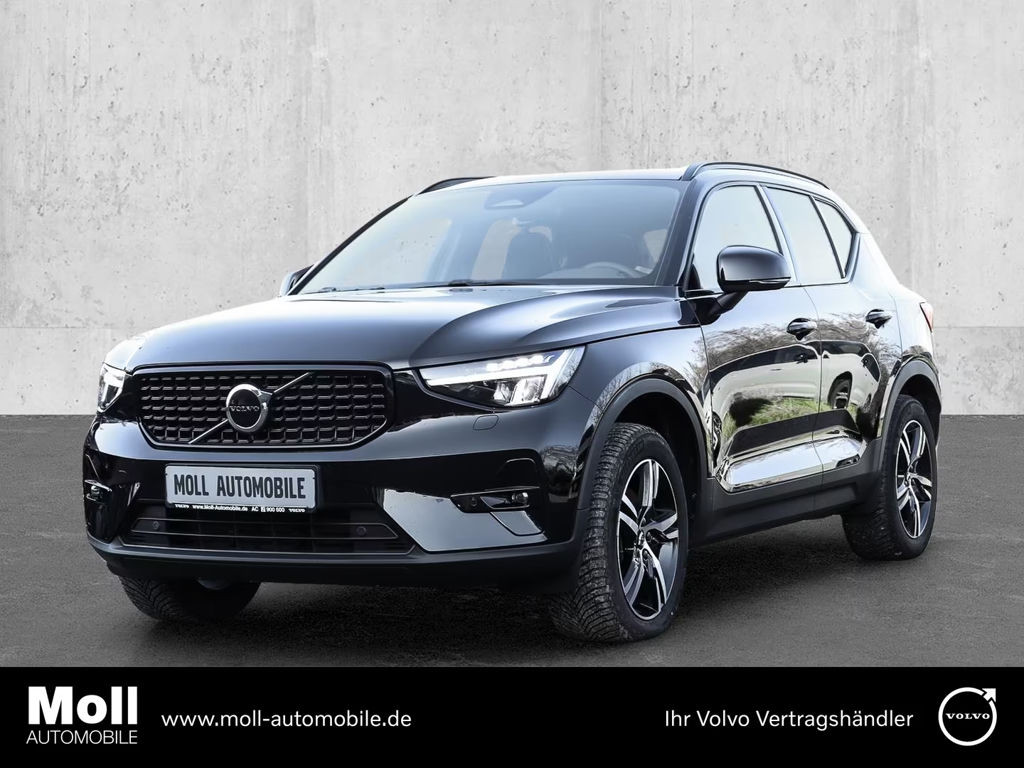 Volvo XC40 Plus Dark