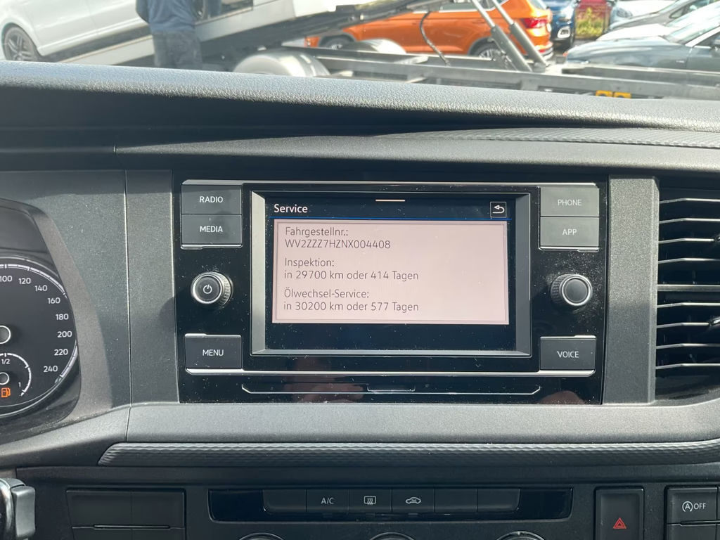 Volkswagen Caravelle