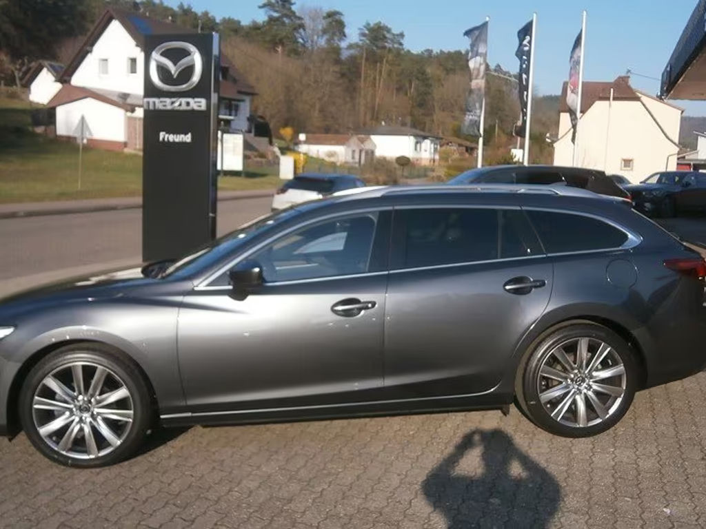 Mazda 6