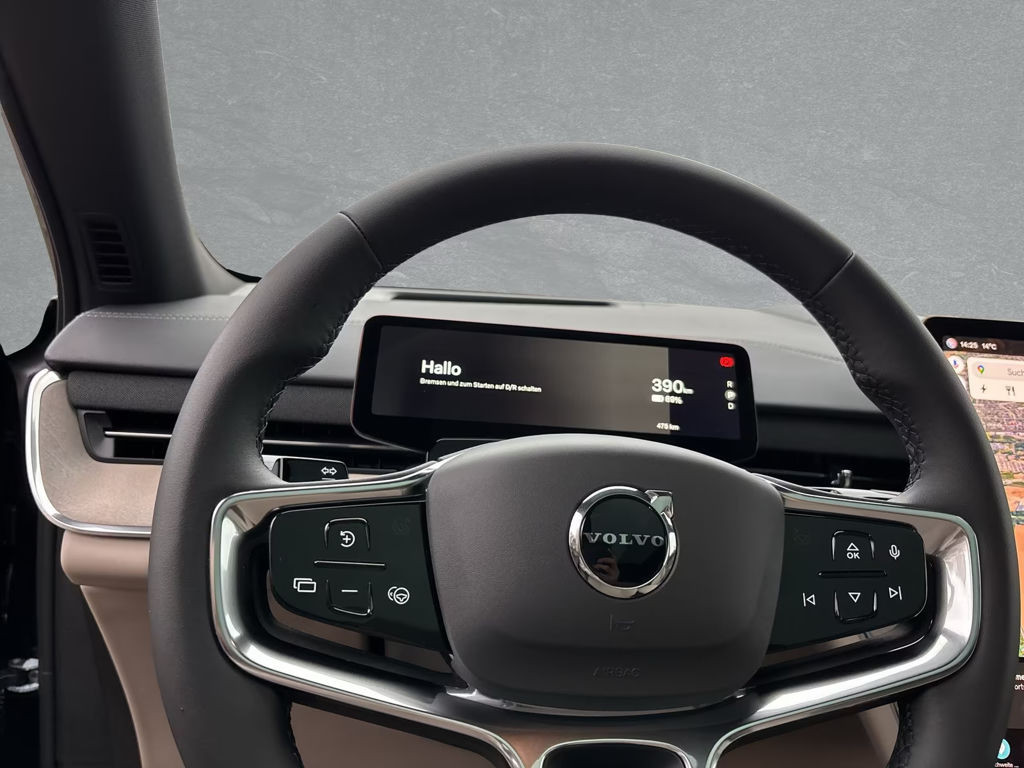 Volvo EX90