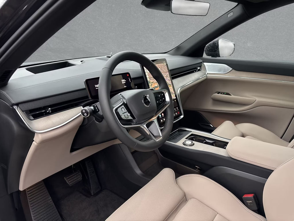 Volvo EX90