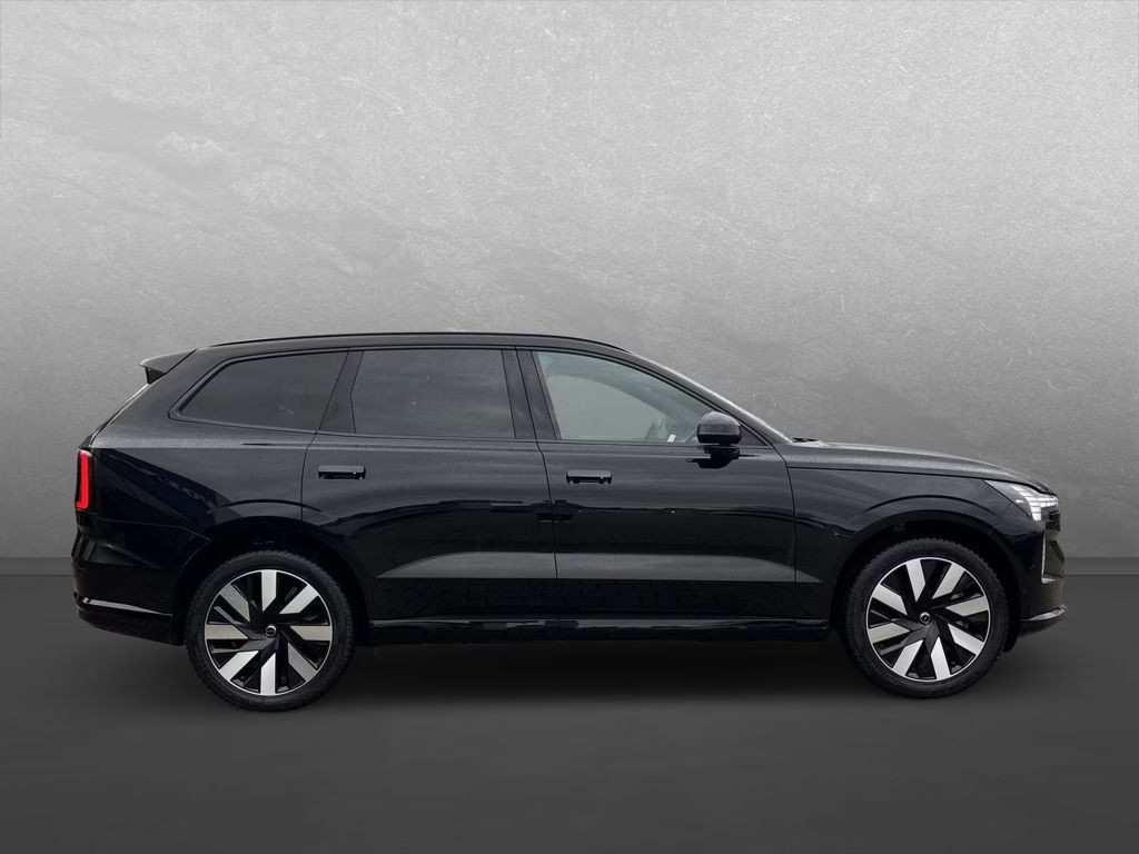 Volvo EX90