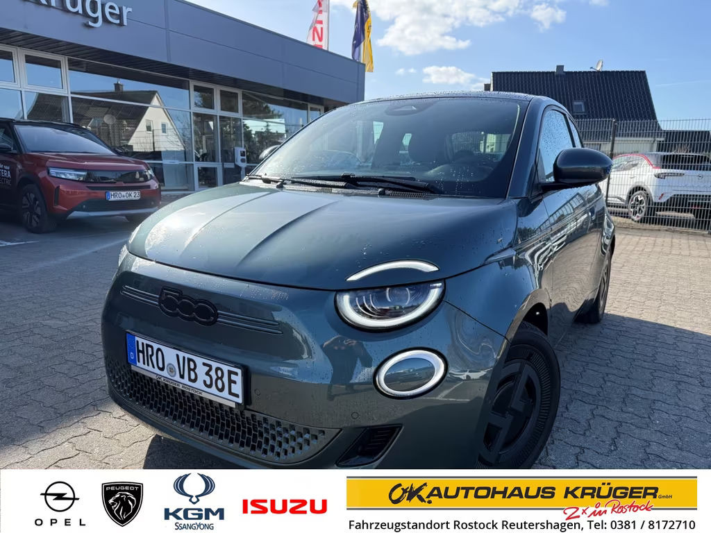 Fiat 500e e Giorgio Armani Collectors Edition *Kommiss