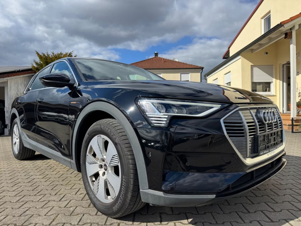 Audi e-tron Quattro 50