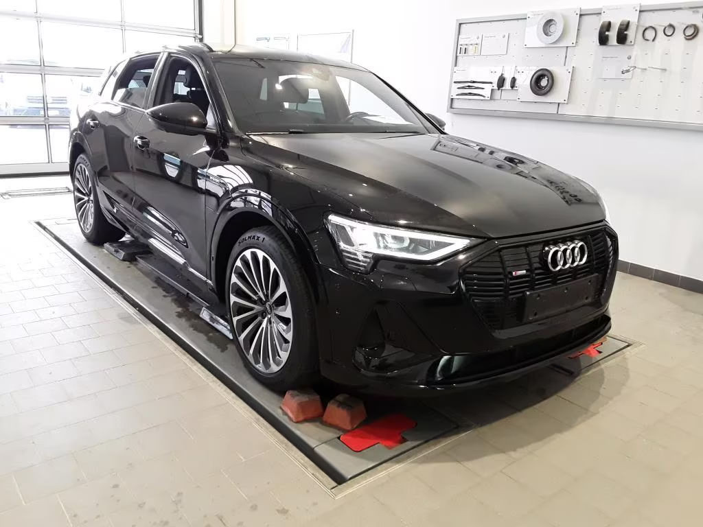 Audi e-tron