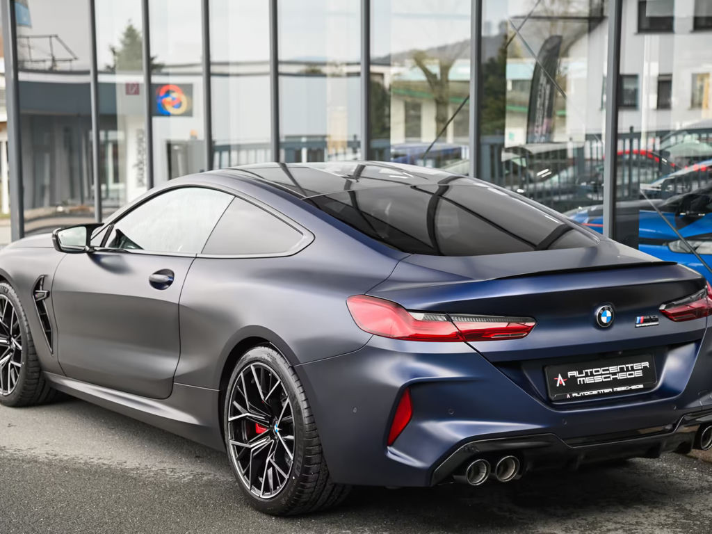 BMW M8