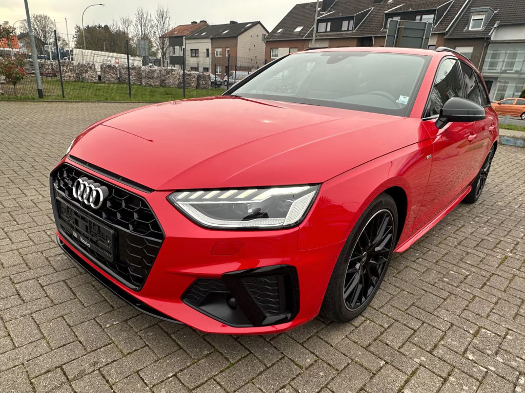 Audi A4 Avant Quattro S-Line 40 TDI