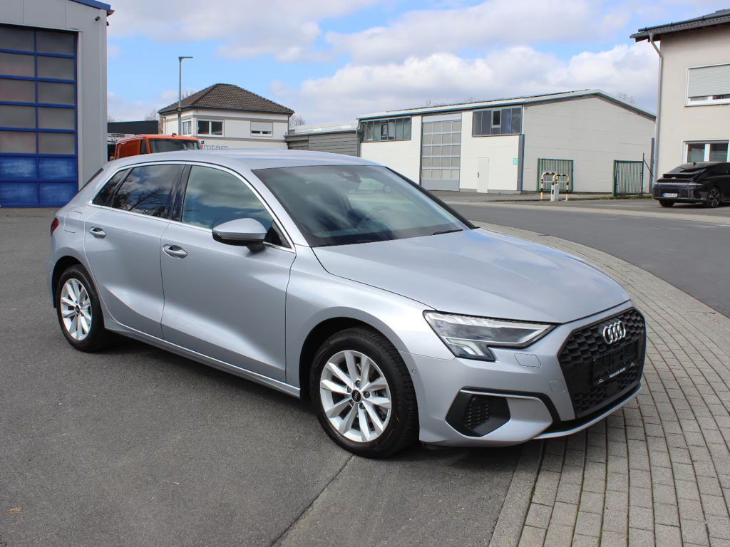 Audi A3 Sportback Sedan 30 TFSI