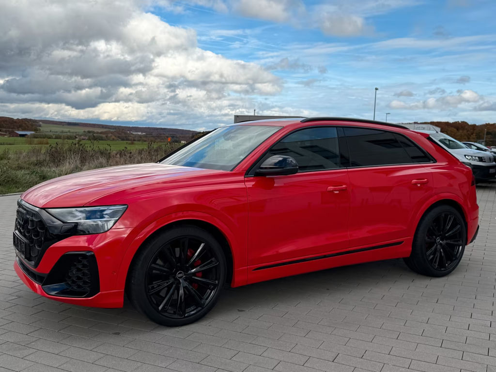 Audi SQ8 TFSI +STANHEIZUNG+AHK+PANO+B&O+HUD
