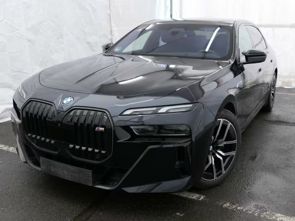 BMW i7 xDrive Sedan M70