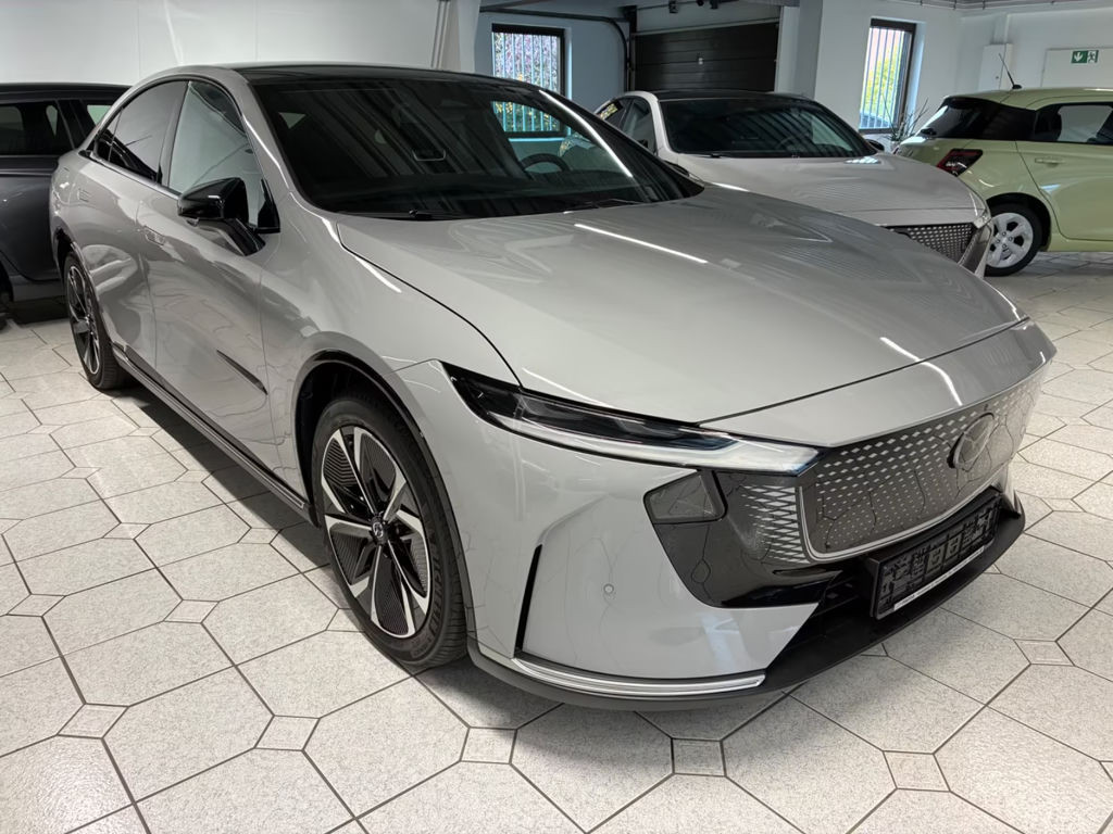 Mazda 6e