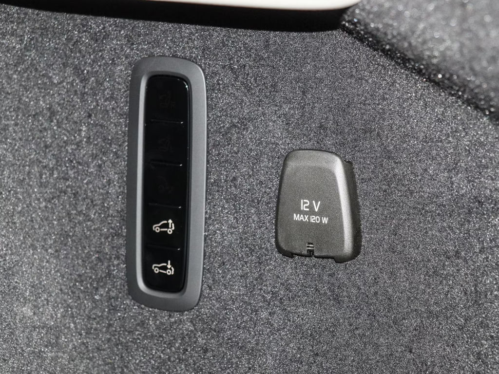 Volvo ES90
