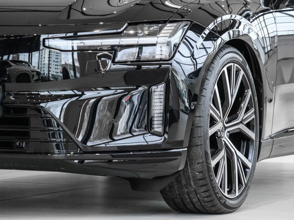 Volvo ES90