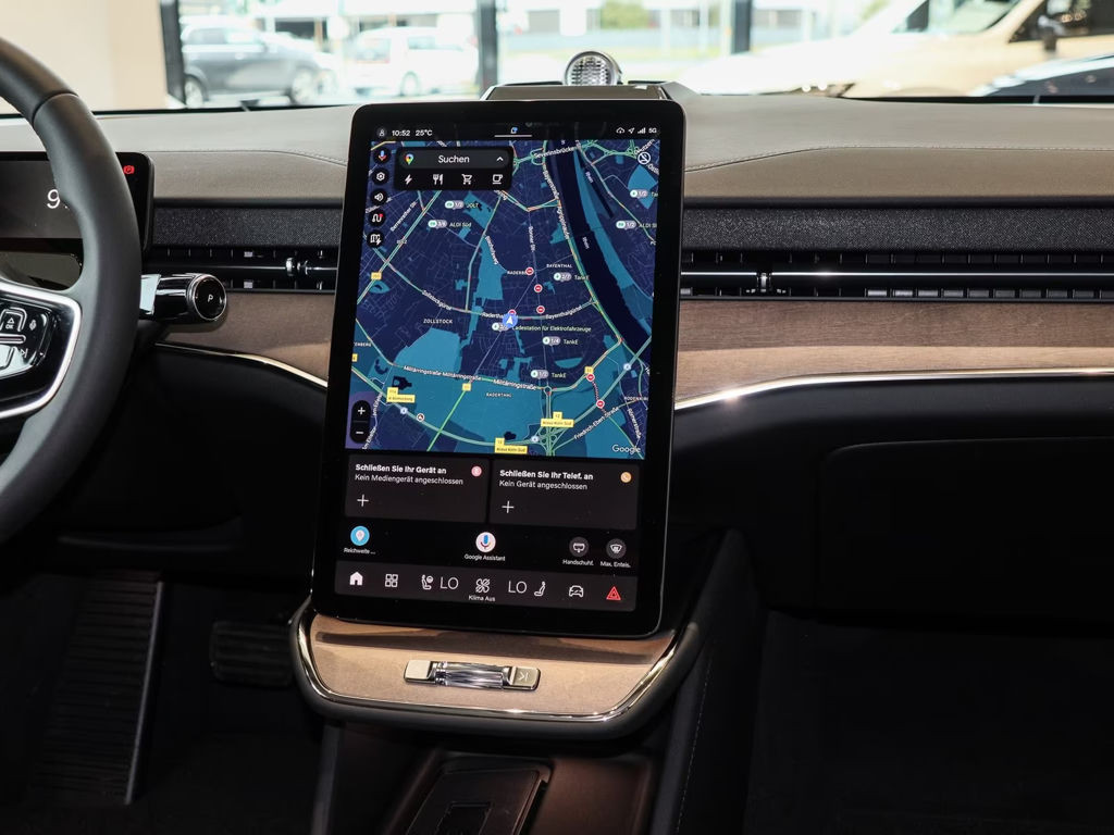 Volvo ES90