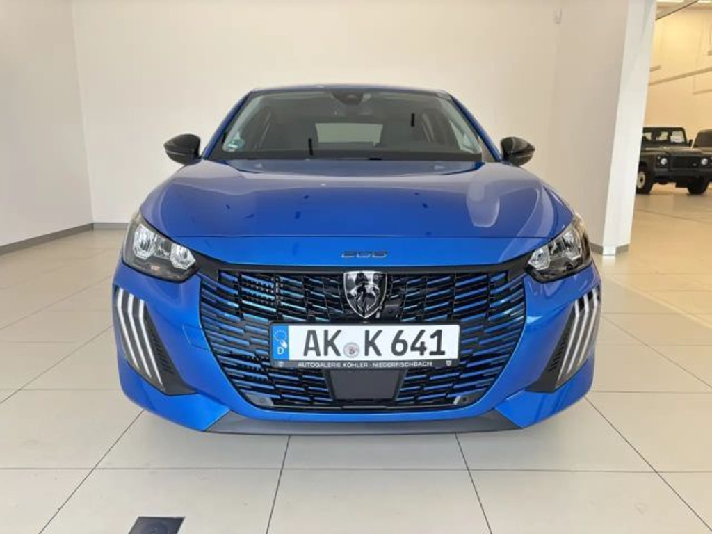 Peugeot e-208