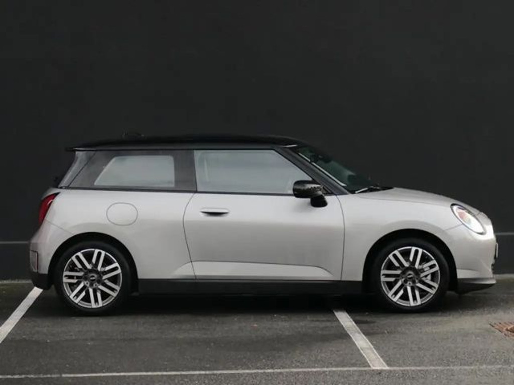 Mini Cooper E Classic