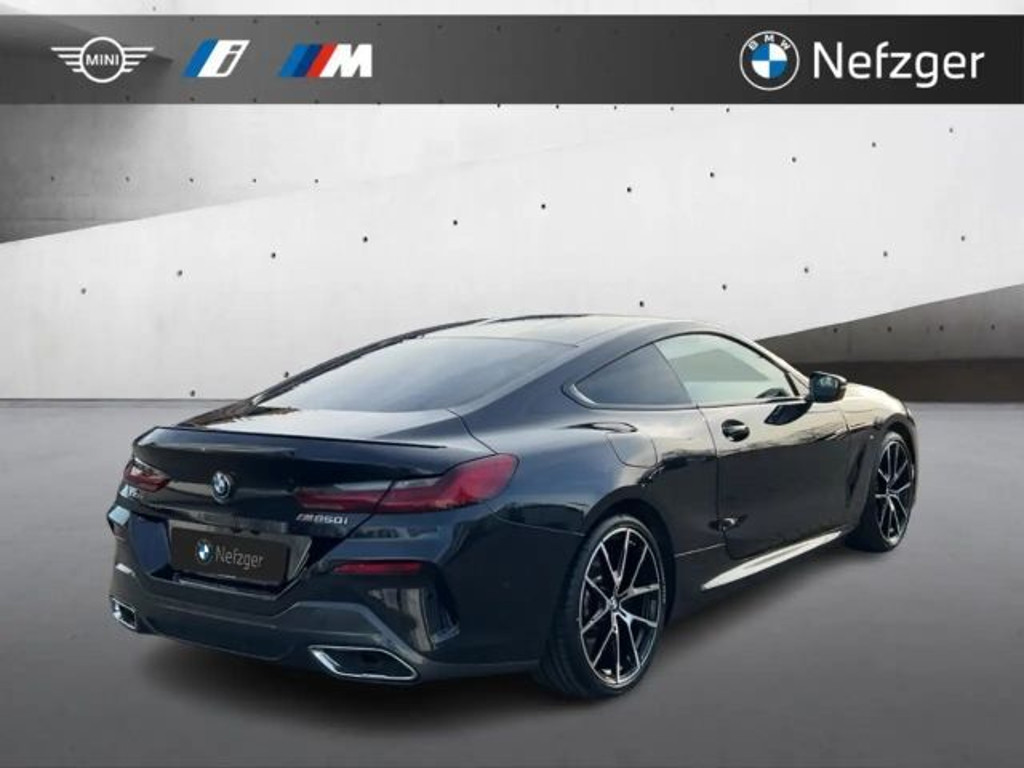 BMW M850