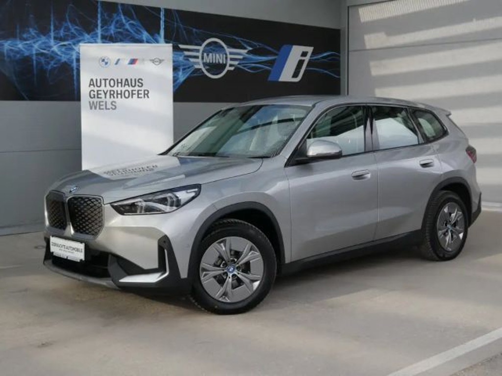 BMW iX1 xDrive30
