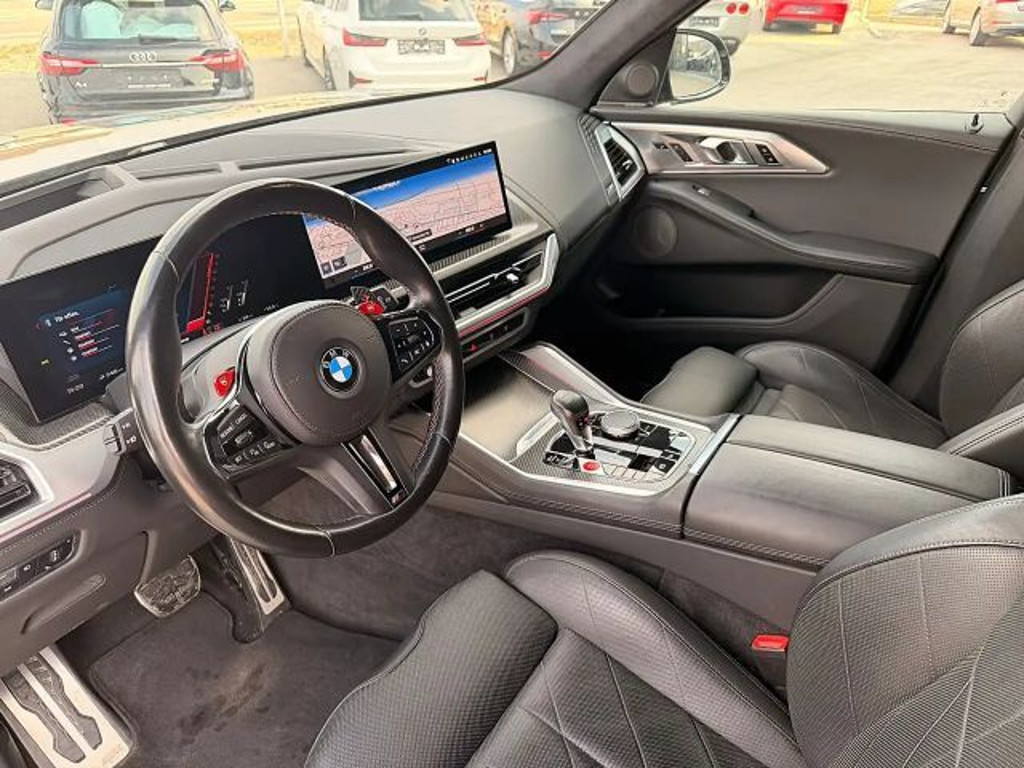BMW XM