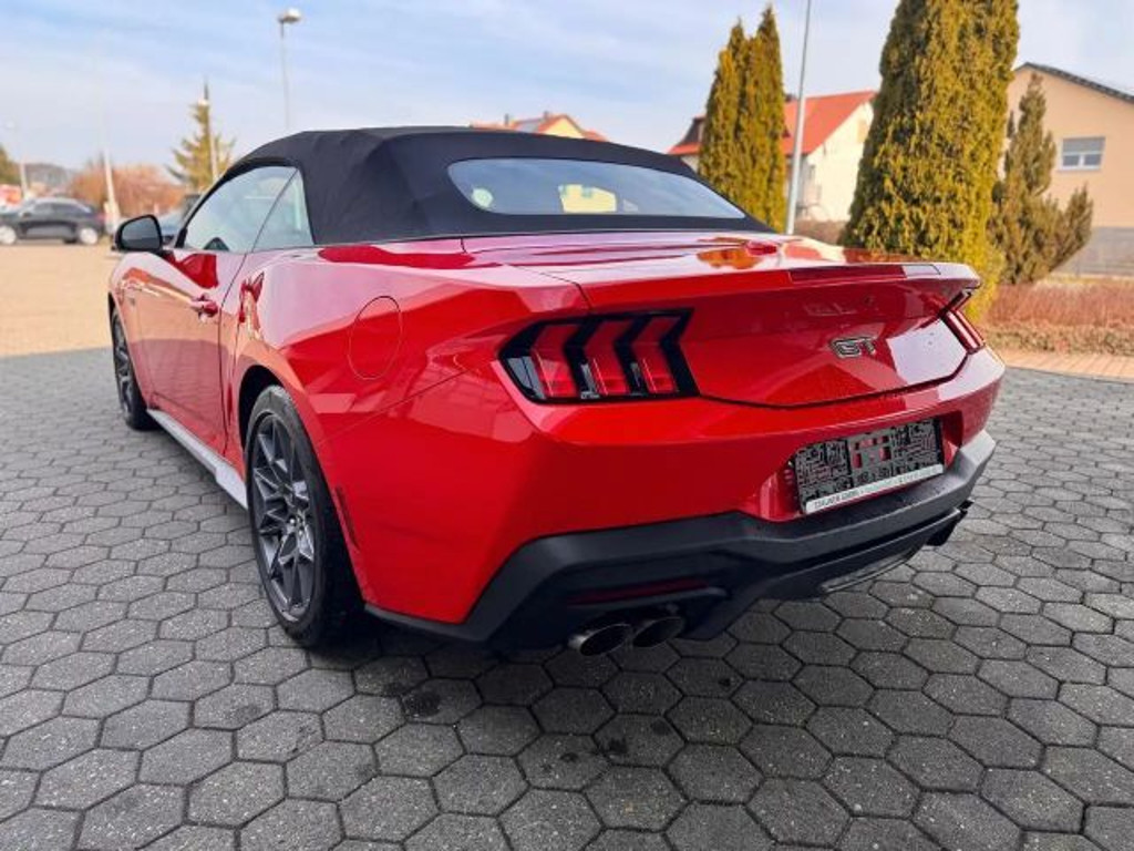 Ford Mustang Convertible GT 5.0 V8