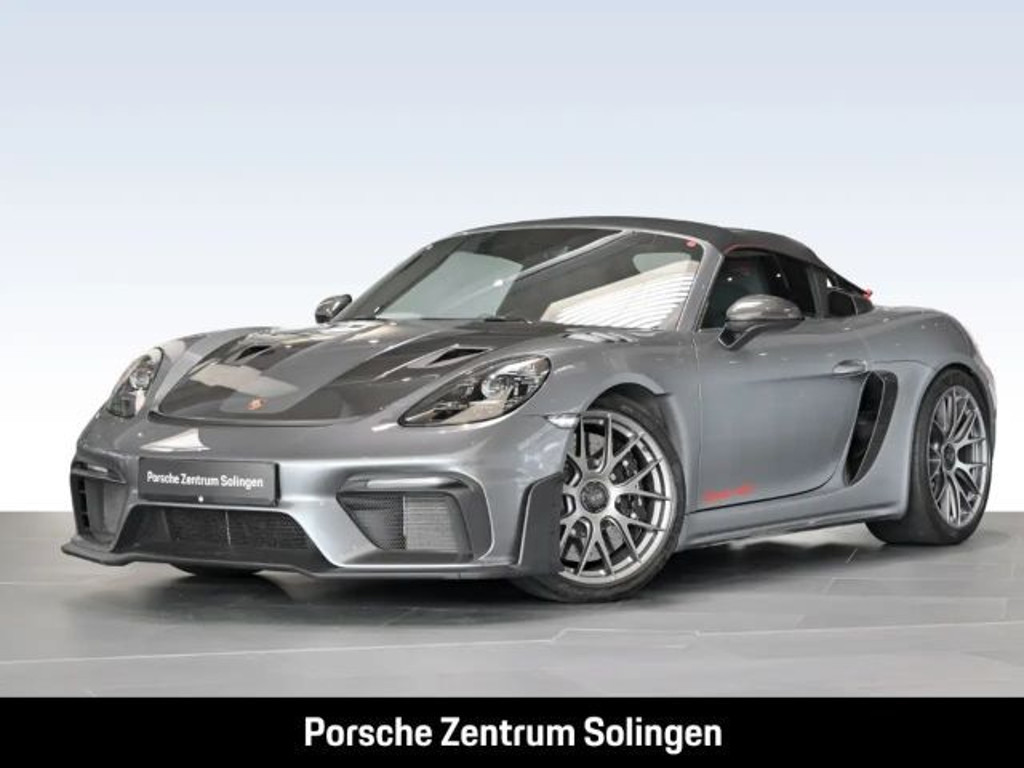 Porsche Cayman RS 718