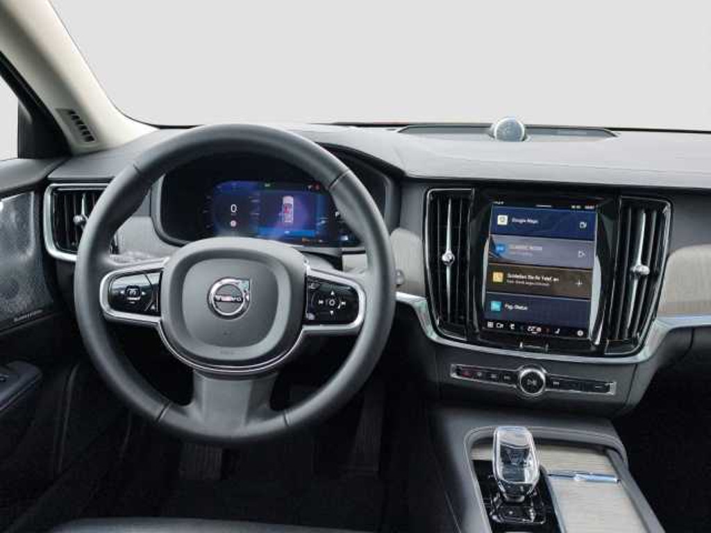 Volvo V90 Cross Country