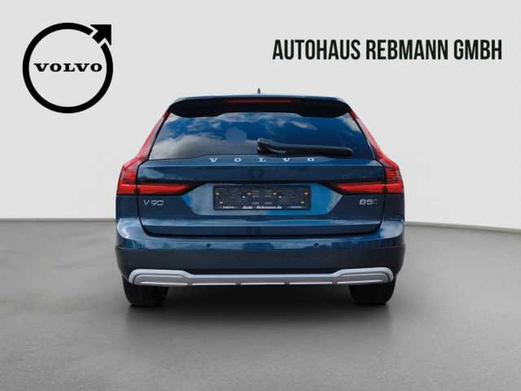 Volvo V90 Cross Country