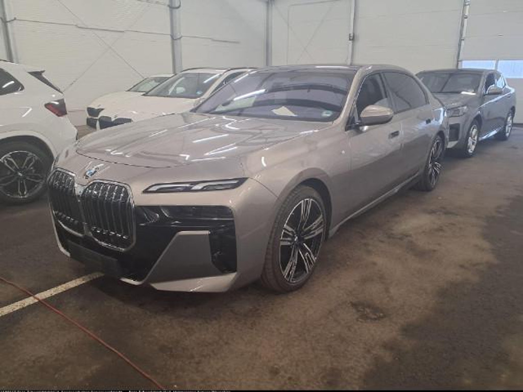 BMW 7 Serie 740 M-Sport xDrive Sedan 740d