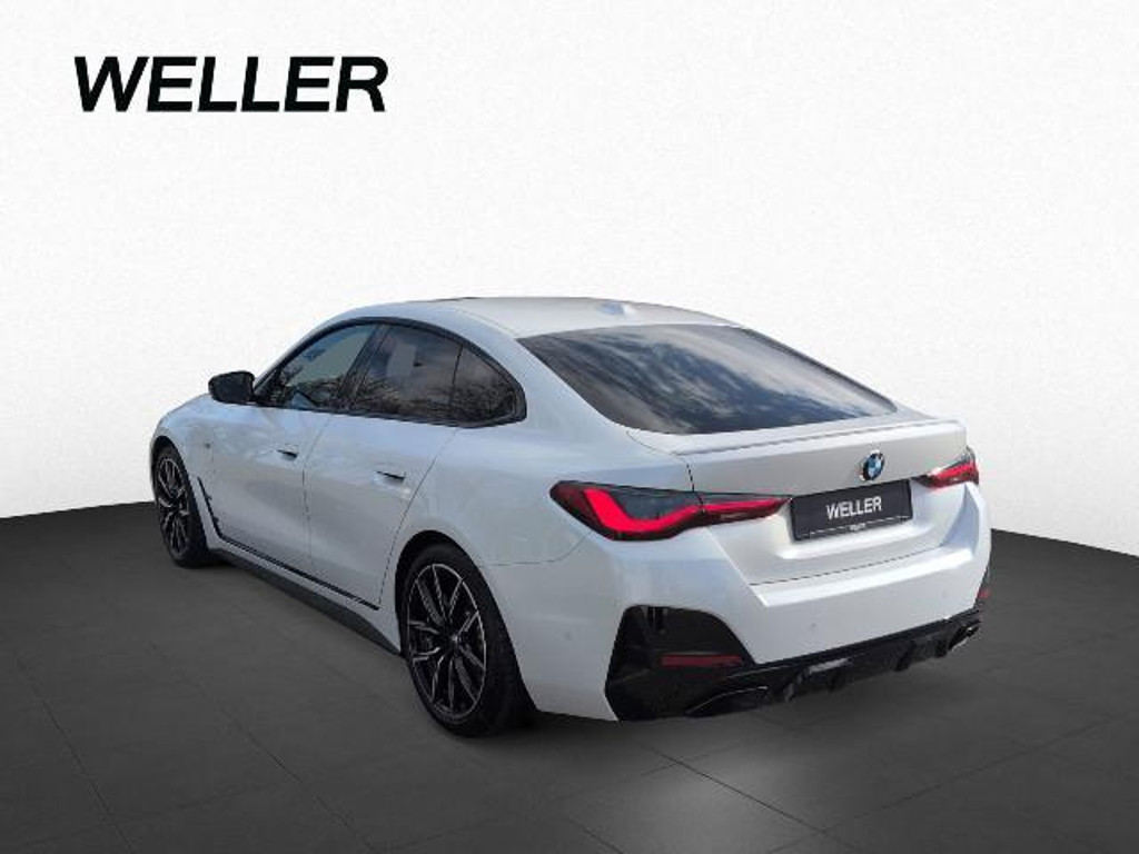 BMW M440