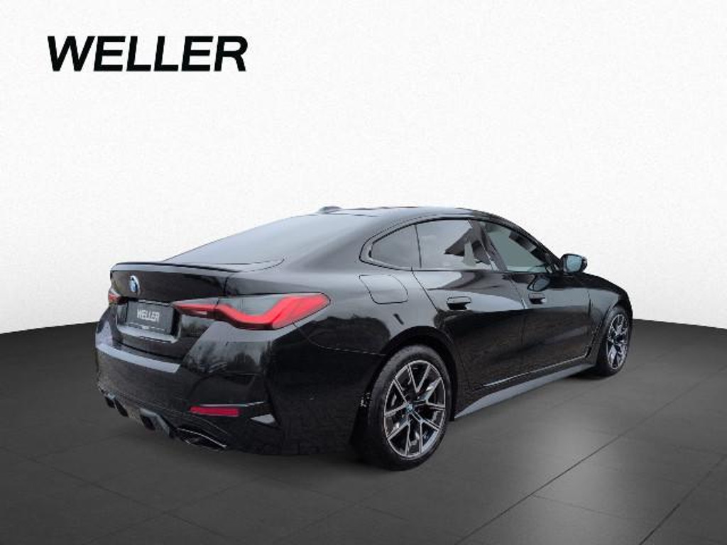 BMW M440