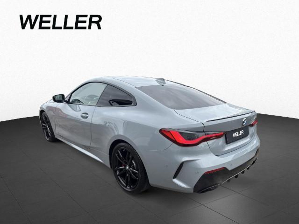 BMW M440