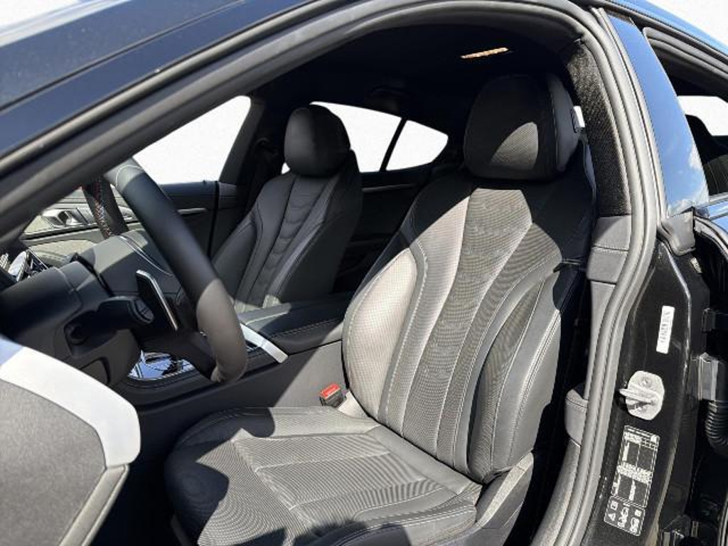 BMW M850
