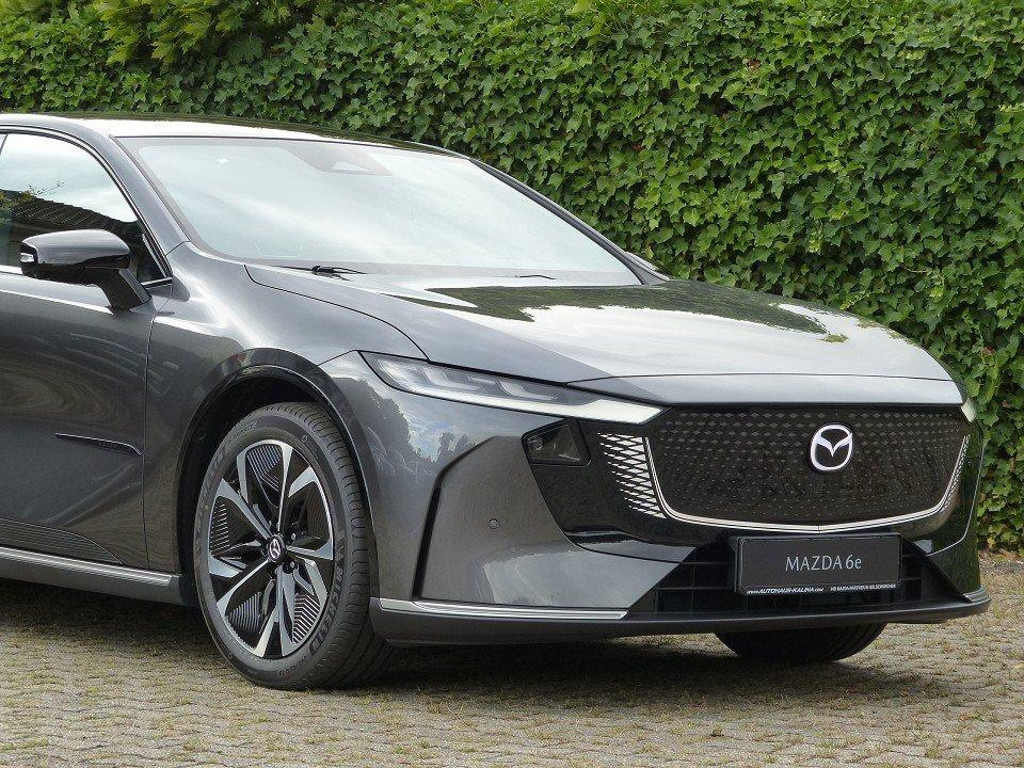 Mazda 6e