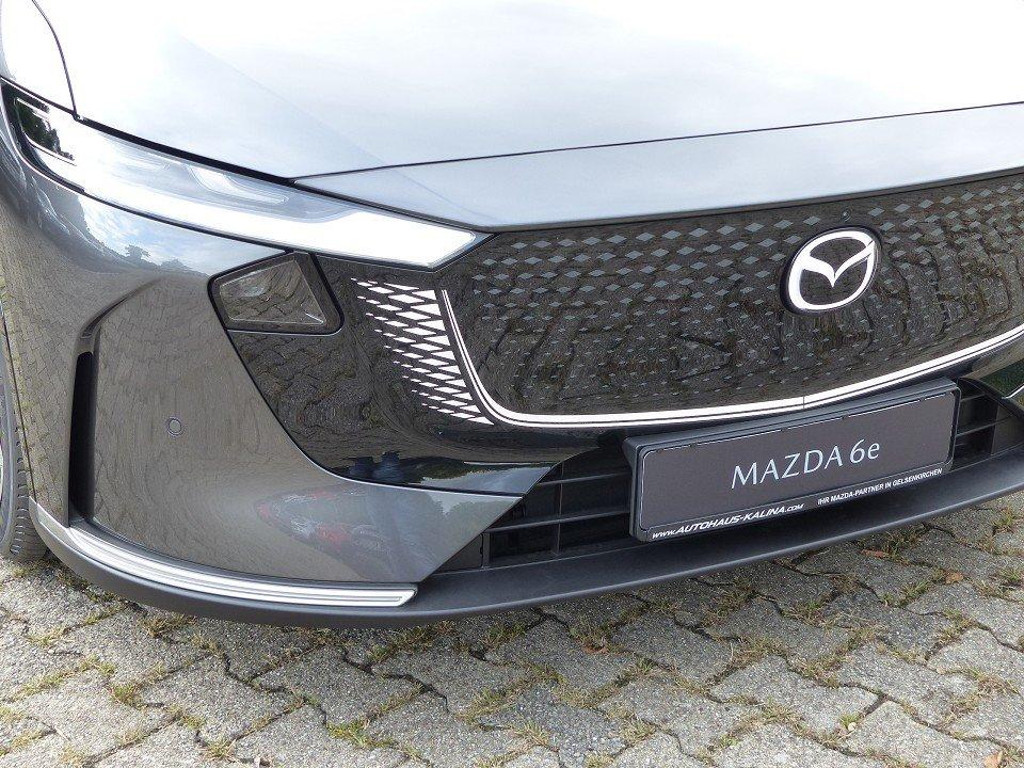 Mazda 6e
