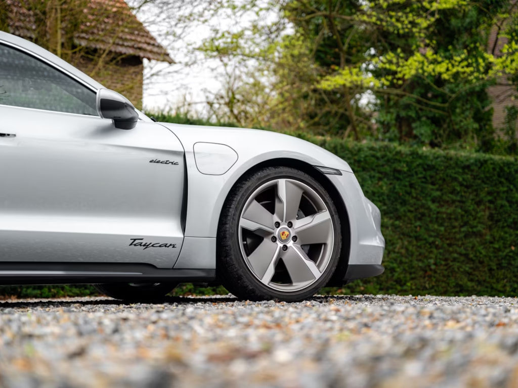 Porsche Taycan