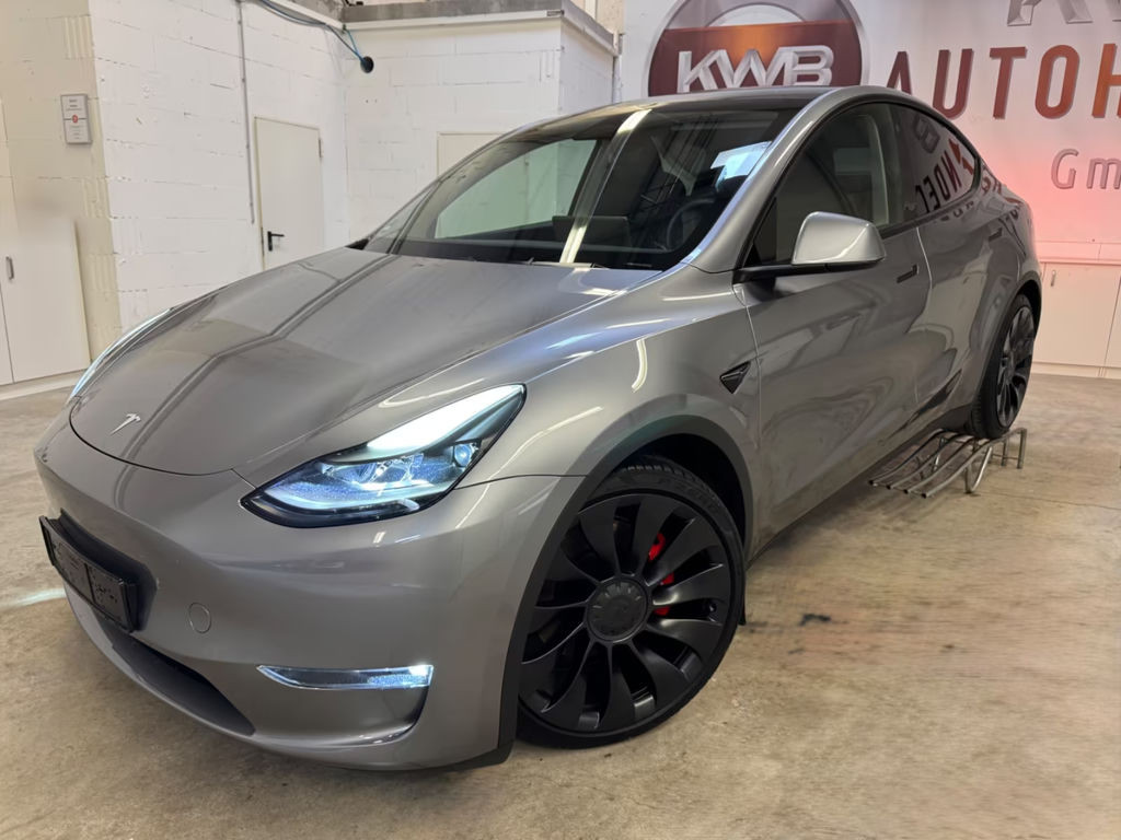 Tesla Model Y Performance Dual Motor AWD