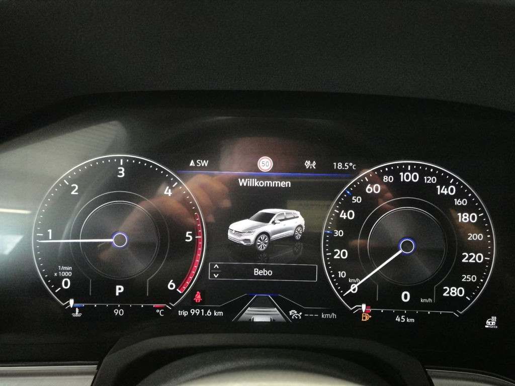 Volkswagen Touareg