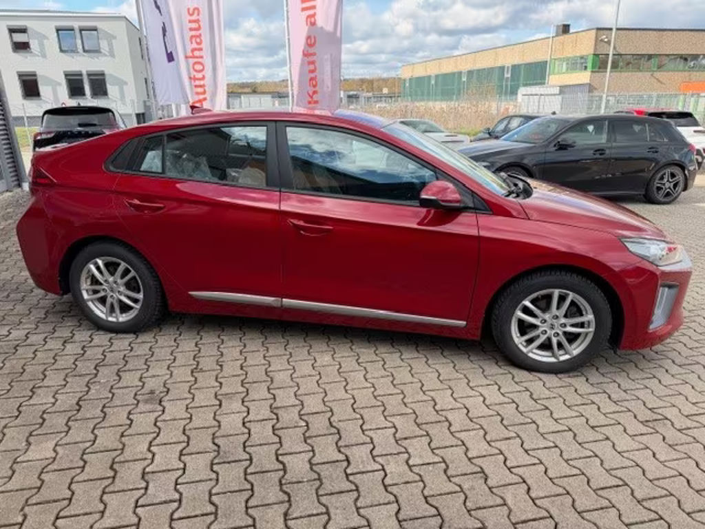 Hyundai Ioniq