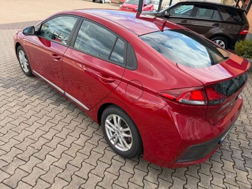 Hyundai Ioniq