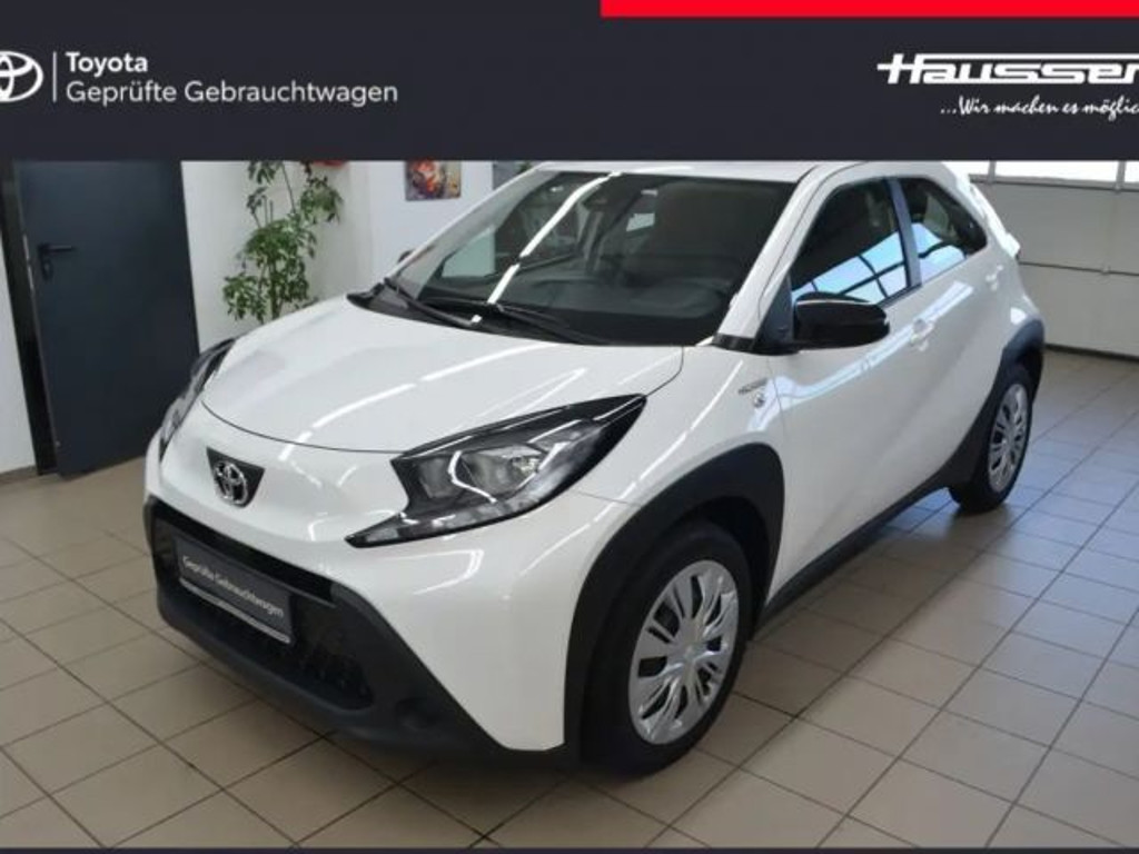 Toyota Aygo X Hatchback 1.0 VVT-i Play