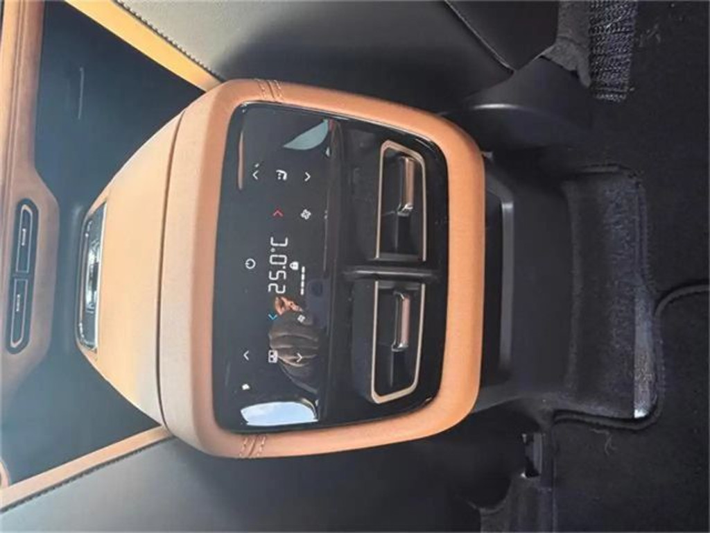 Mazda 6e