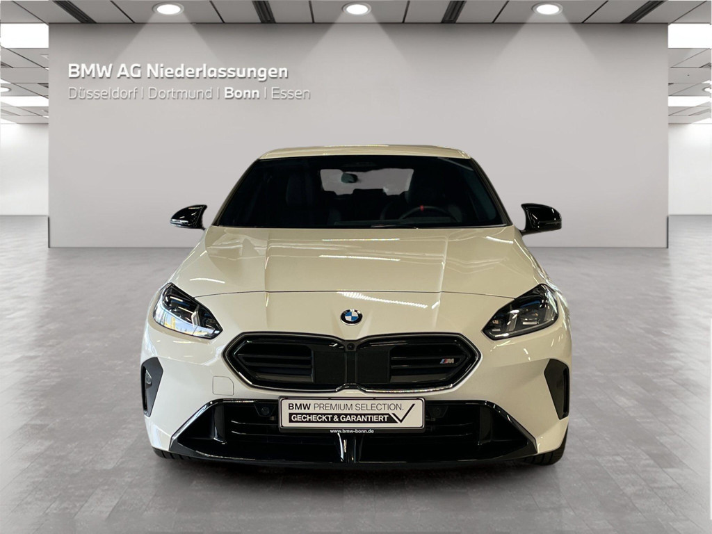 BMW M235