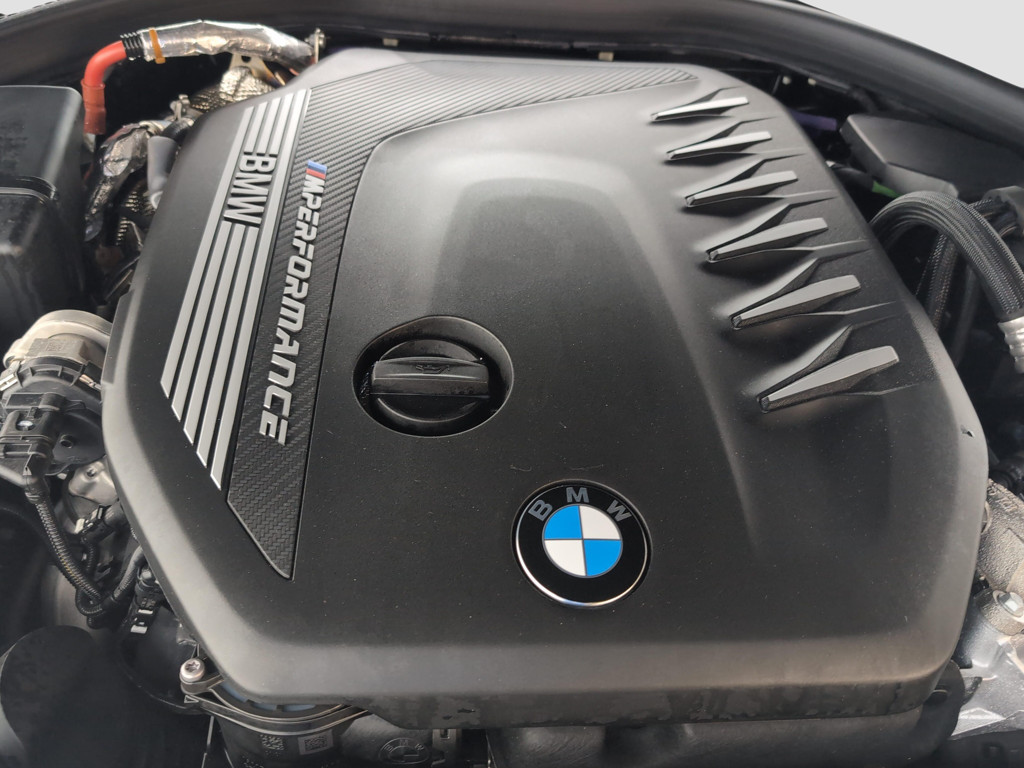 BMW M440