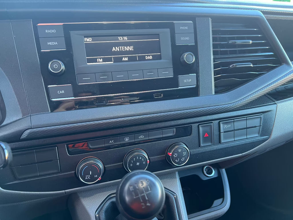 Volkswagen Caravelle